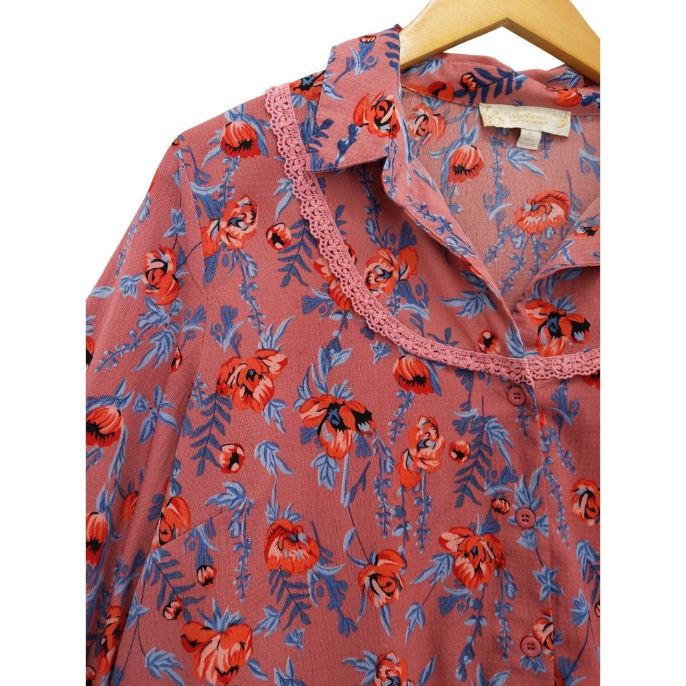 Weekend Suzanne Betro Blouse XL Pink Floral‎ Lace Trim Long Sleeve Button Up